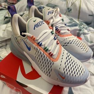 Kids Nike air max 270 colorful size 7y